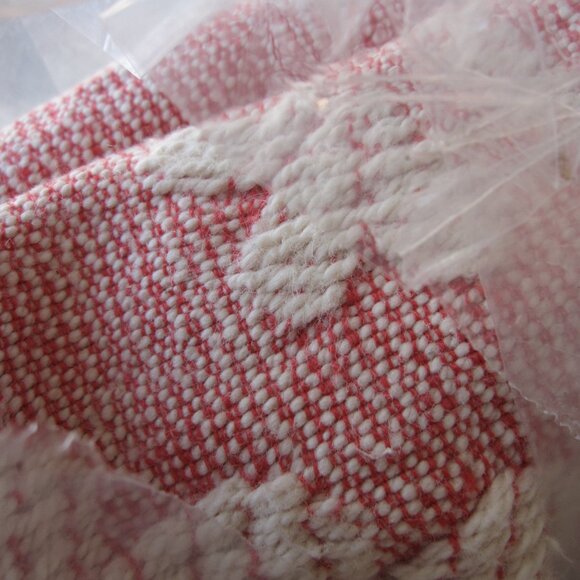 NEW Vintage Morgan Jones Jamestown Bedspread Full Rose Cream Chenille Fringe USA - Picture 2 of 7